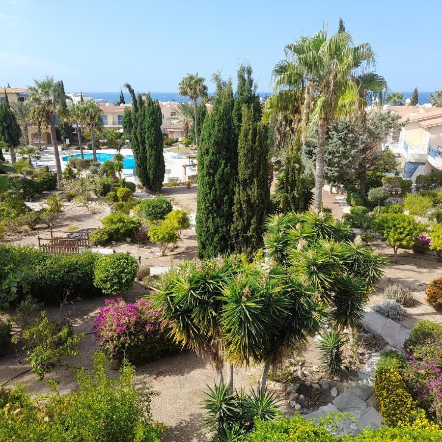 Modern Sea View Apartment Regina Gardens Paphos Exteriör bild